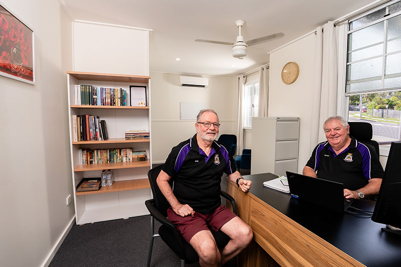 Army veteran Bob Ikin and other at Manly-Lota RSL Sub Branch