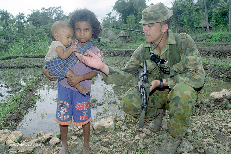 Australian soldier in East Timor