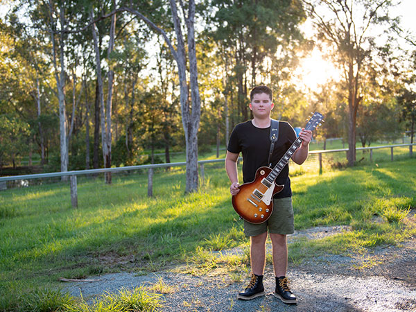 ANZAC Spirit - Last Post on Guitar